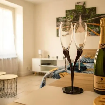 studio cosy&fun face aux château fléchettes Gaillon