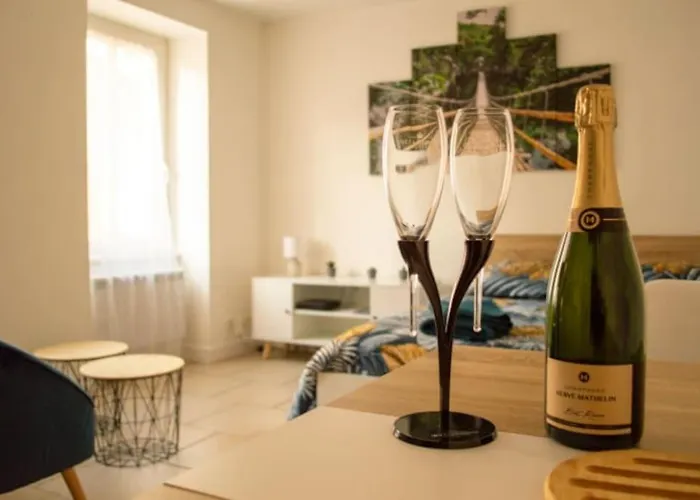 Cosy & Fun Face Aux Chateau Flechettes Gaillon