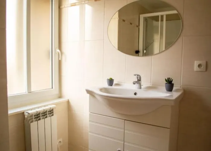 Cosy & Fun Face Aux Chateau Flechettes Gaillon