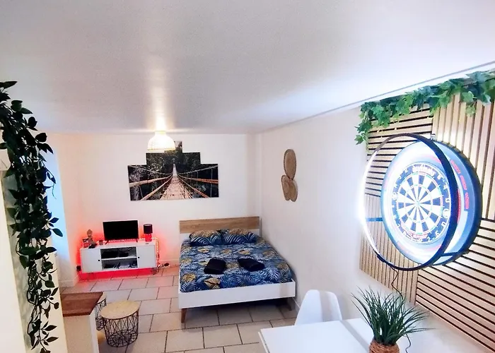 Cosy & Fun Face Aux Chateau Flechettes Apartment Gaillon